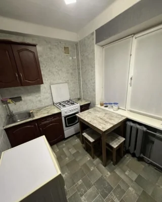 Продається 2-кімнатна квартира, 2/5 поверх, вул. Радіаторна,