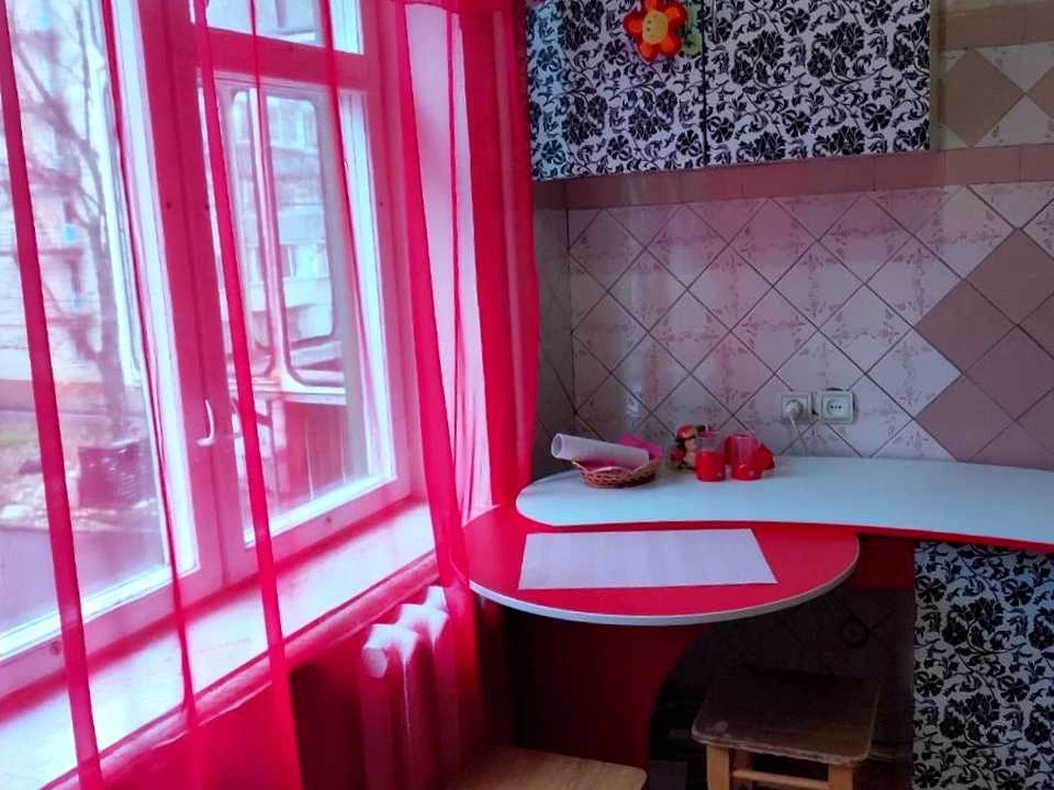Квартира. Киев, улица Романа Ратушного