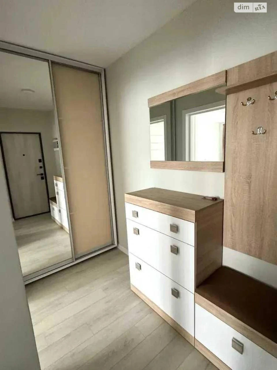 Long-Term Rental, One-Room Apartment, Syrets'