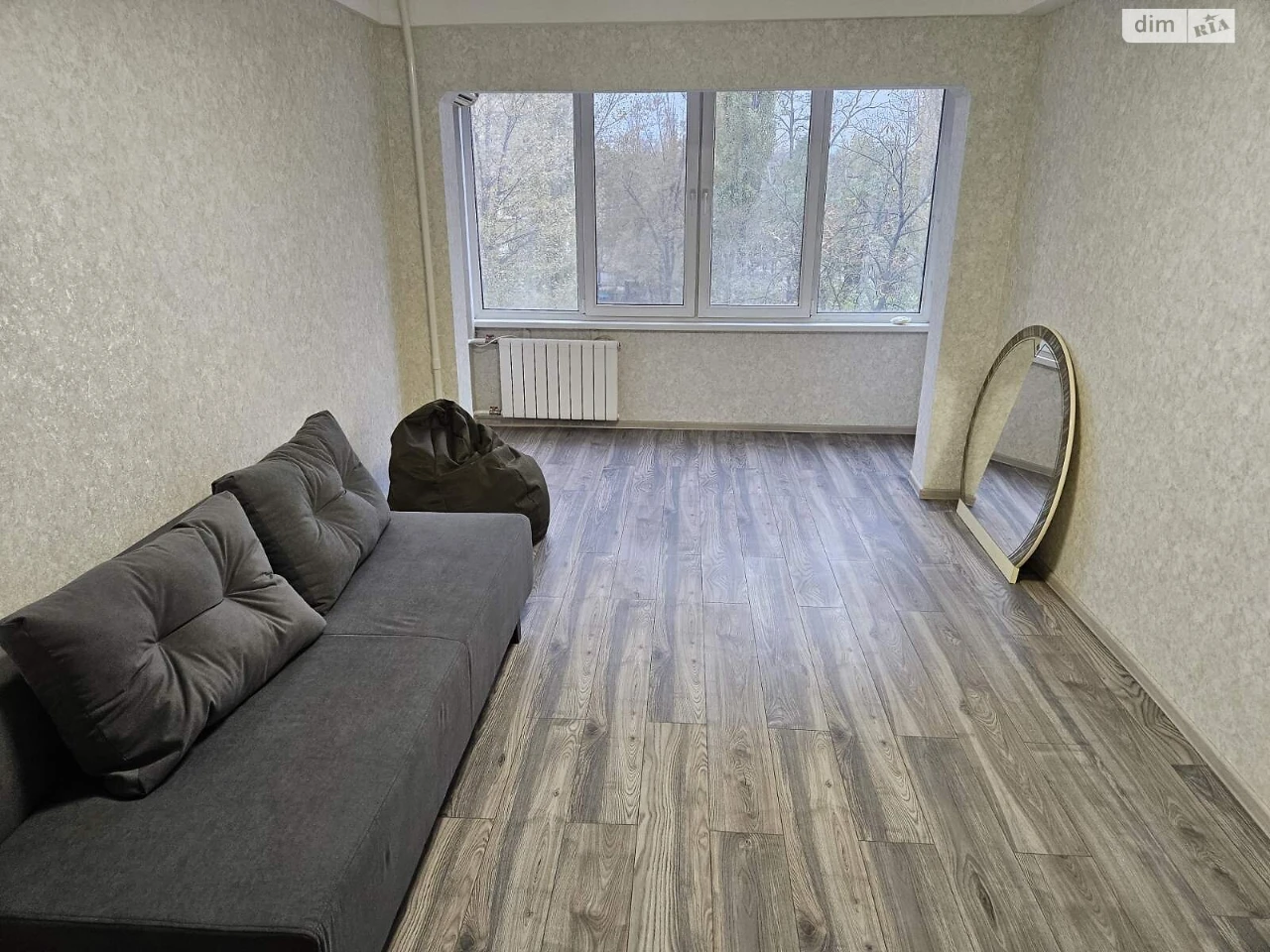Long-Term Rental: 2-room apartment in Rusalivka