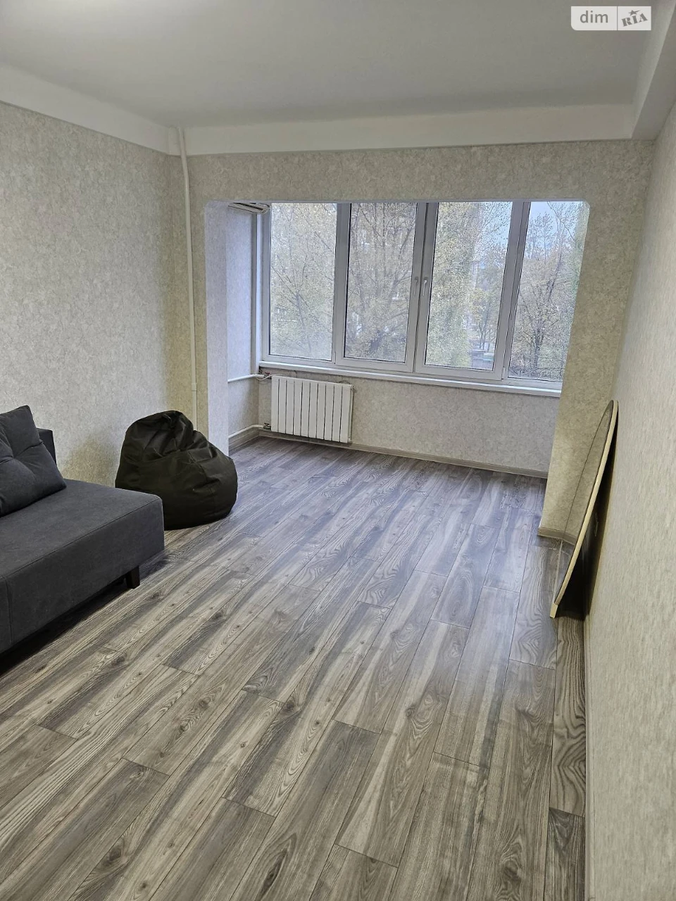 Long-Term Rental: 2-room apartment in Rusalivka