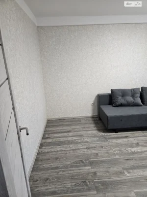 Long-Term Rental: 2-room apartment in Rusalivka