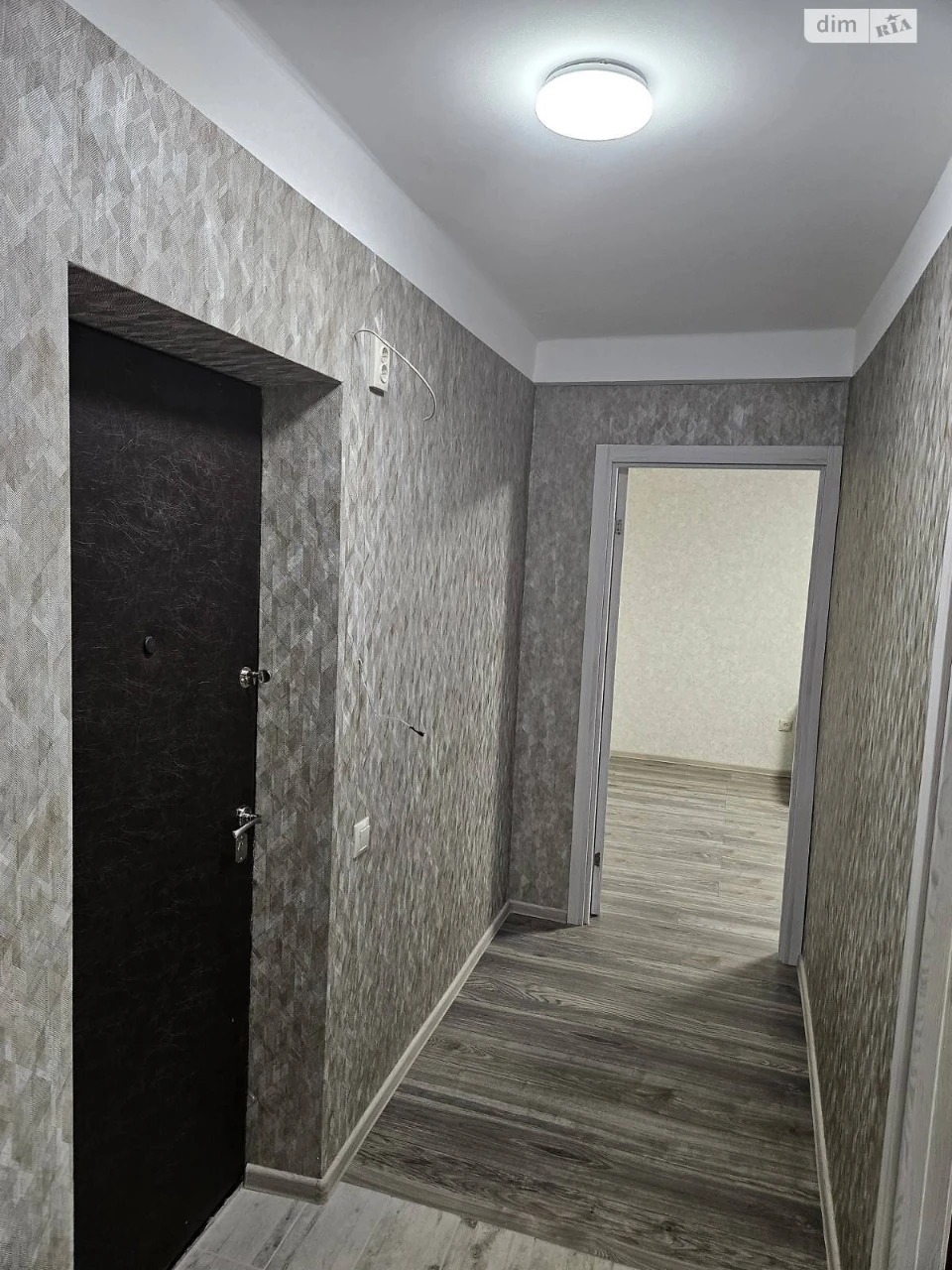 Long-Term Rental: 2-room apartment in Rusalivka