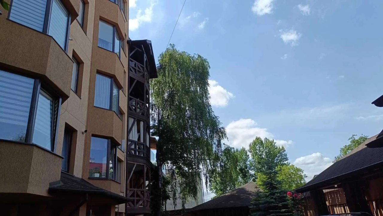 Продаж 4 кімнатної квартири вул Братів Міхновських  (ближній