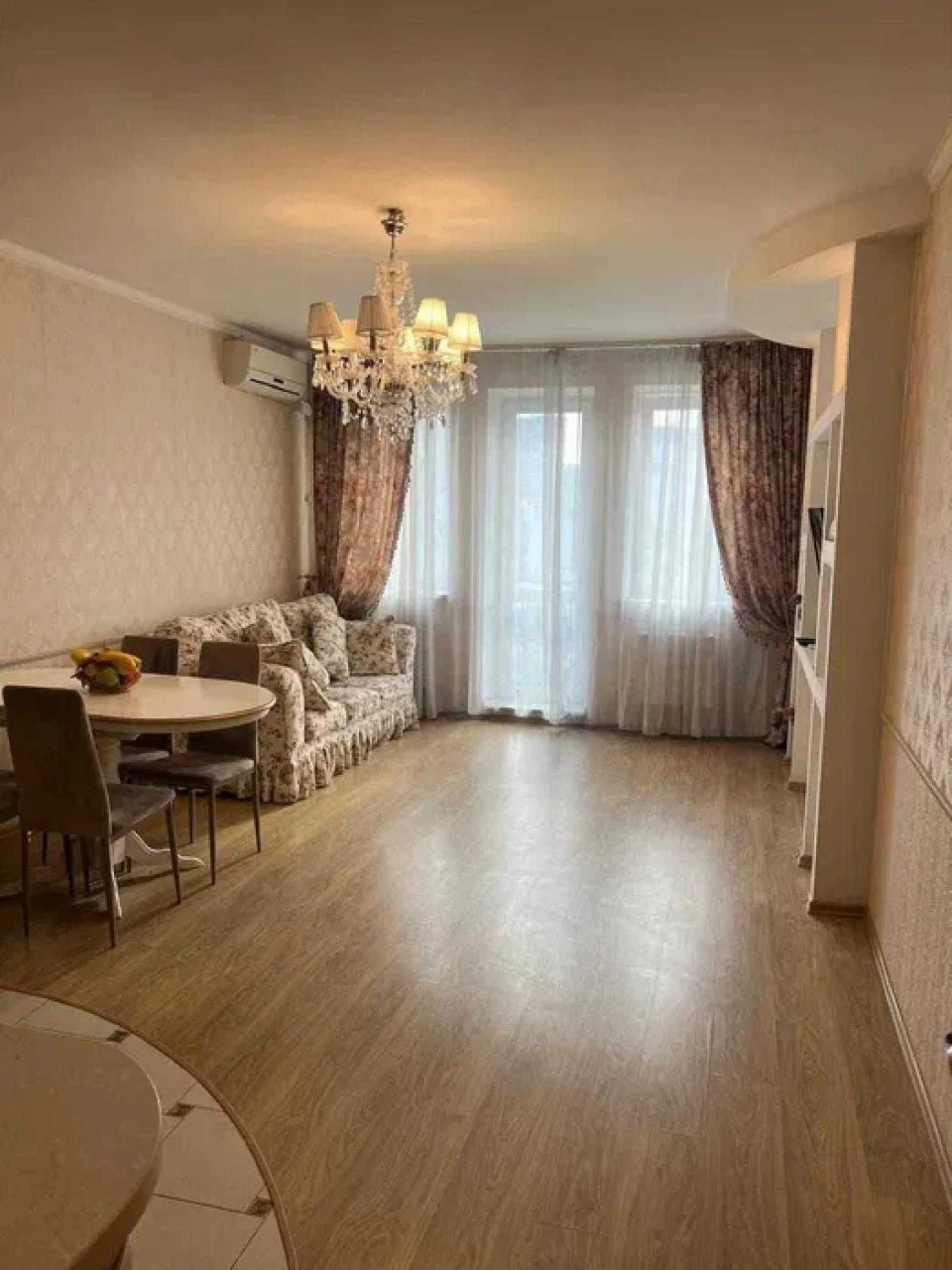 продаж квартири ЖК Голосеево