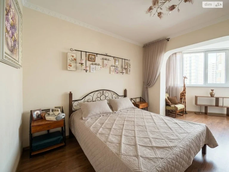 Sale of 4-room Apartment in Troshechyna