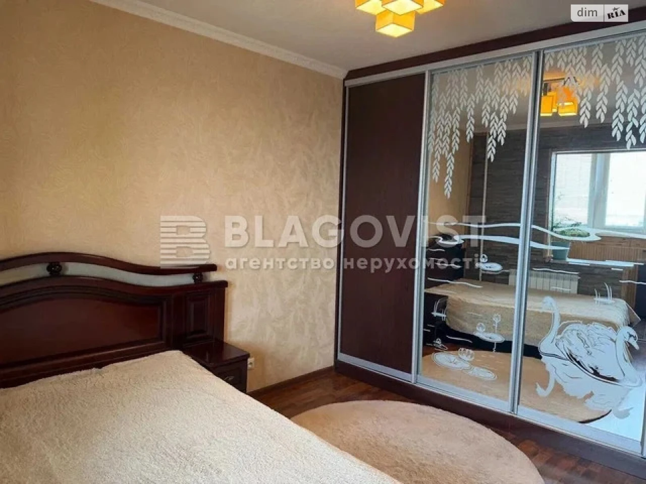 Sale of Apartment in Kharkiv Massif