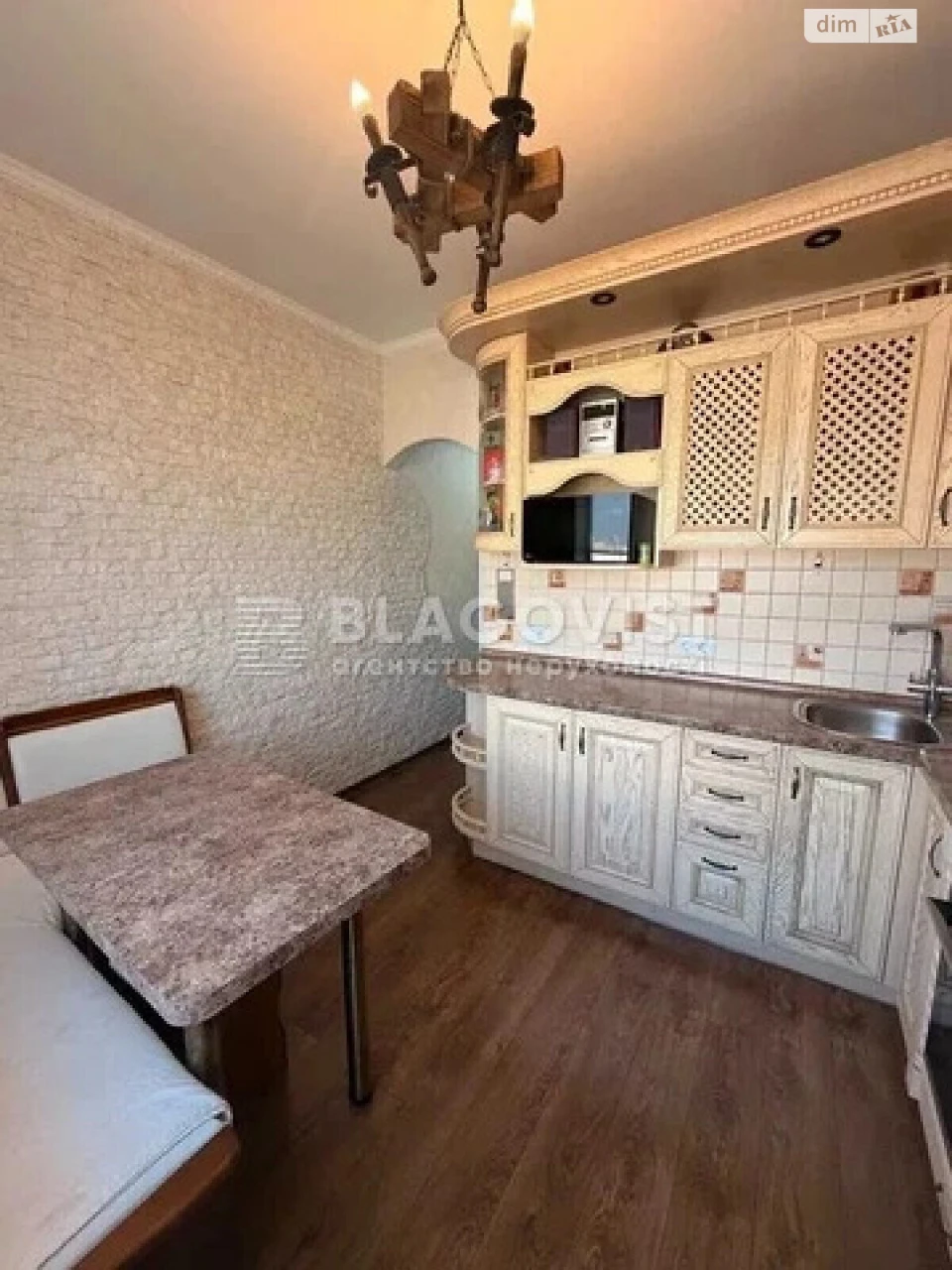 Sale of Apartment in Kharkiv Massif