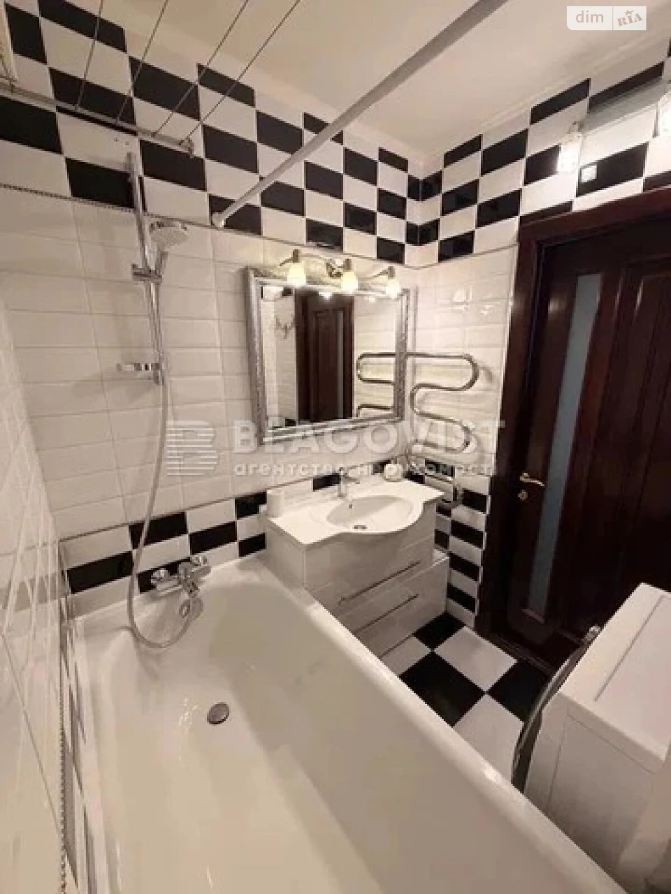 Sale of Apartment in Kharkiv Massif