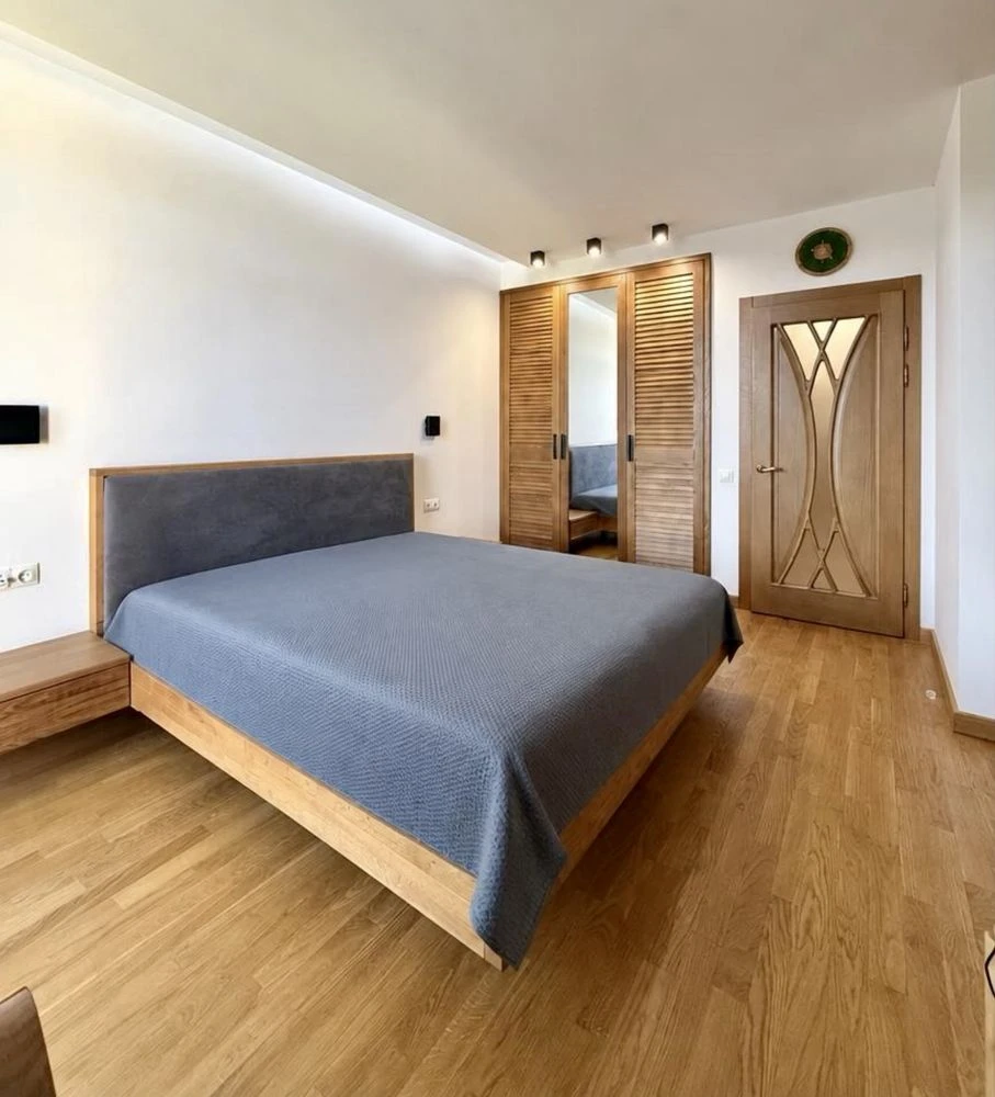 Sale of a 3-room apartment in the residential complex "Comfort Town"