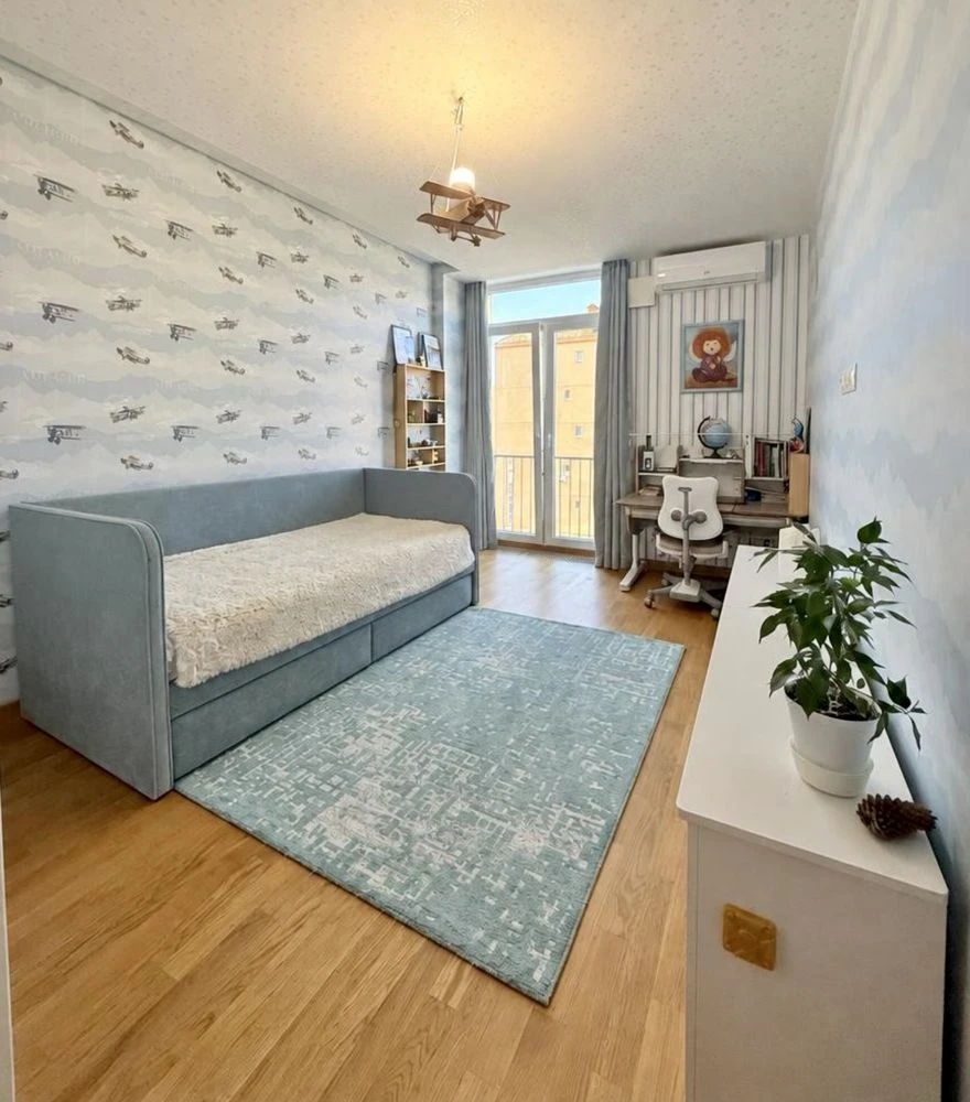 Sale of a 3-room apartment in the residential complex "Comfort Town"