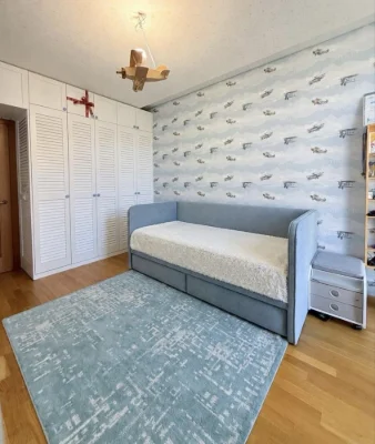 Sale of a 3-room apartment in the residential complex "Comfort Town"