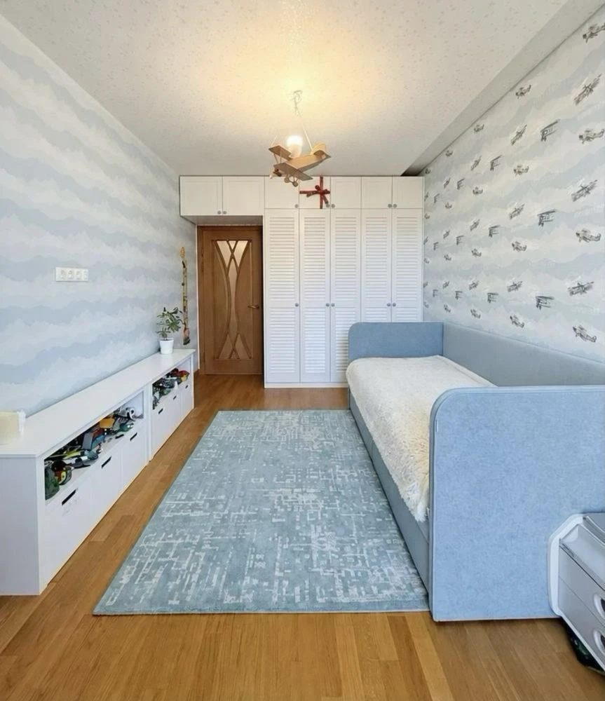 Sale of a 3-room apartment in the residential complex "Comfort Town"