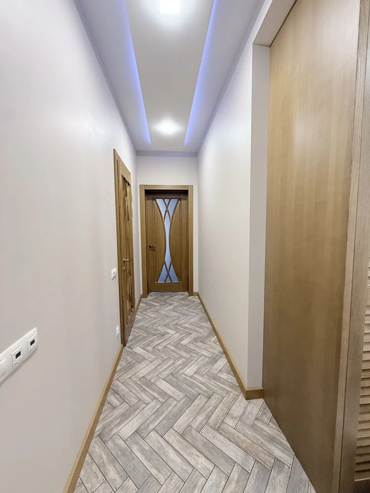 Sale of a 3-room apartment in the residential complex "Comfort Town"