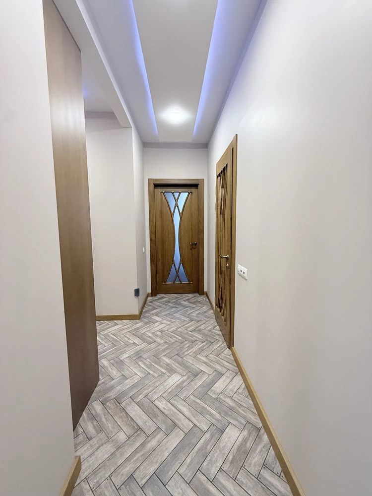 Sale of a 3-room apartment in the residential complex "Comfort Town"