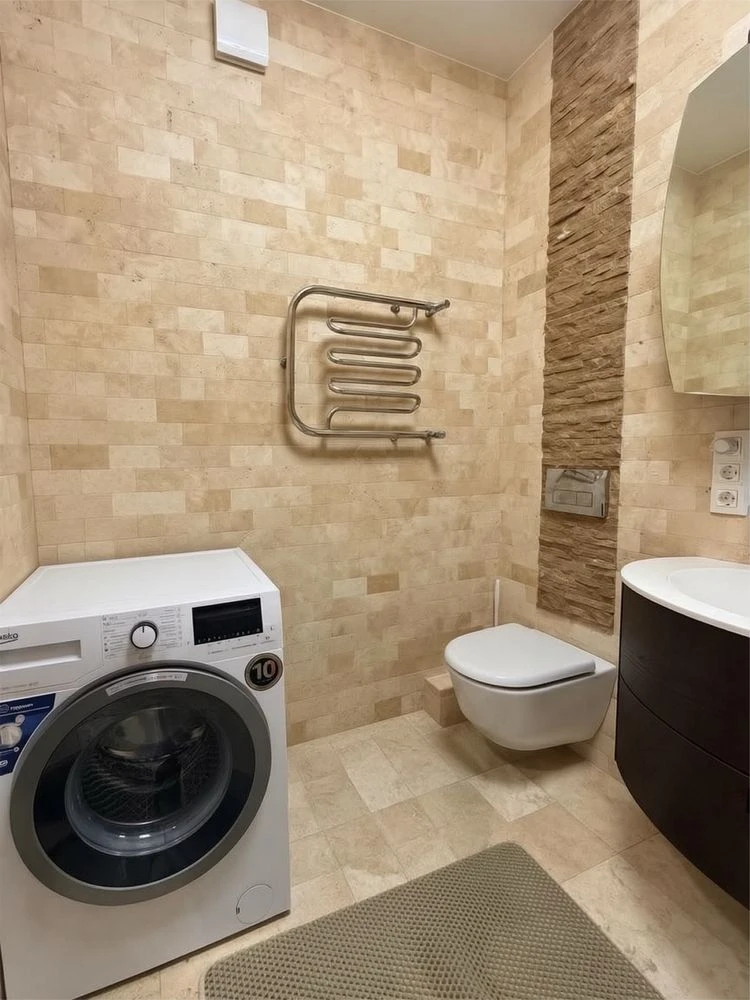 Sale of a 3-room apartment in the residential complex "Comfort Town"