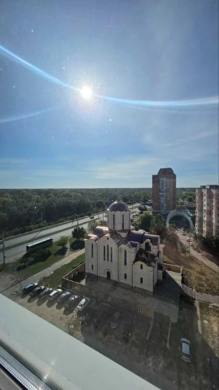 Продам двокімнатну квартиру по вул. Мира