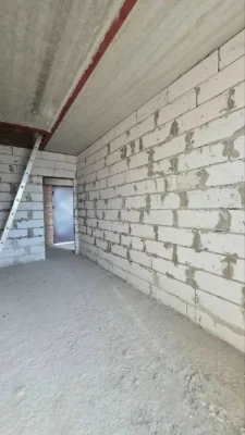 Продам двокімнатну квартиру по вул. Мира