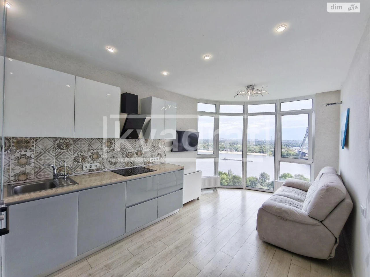 Long-Term Rental Apartment Obolon