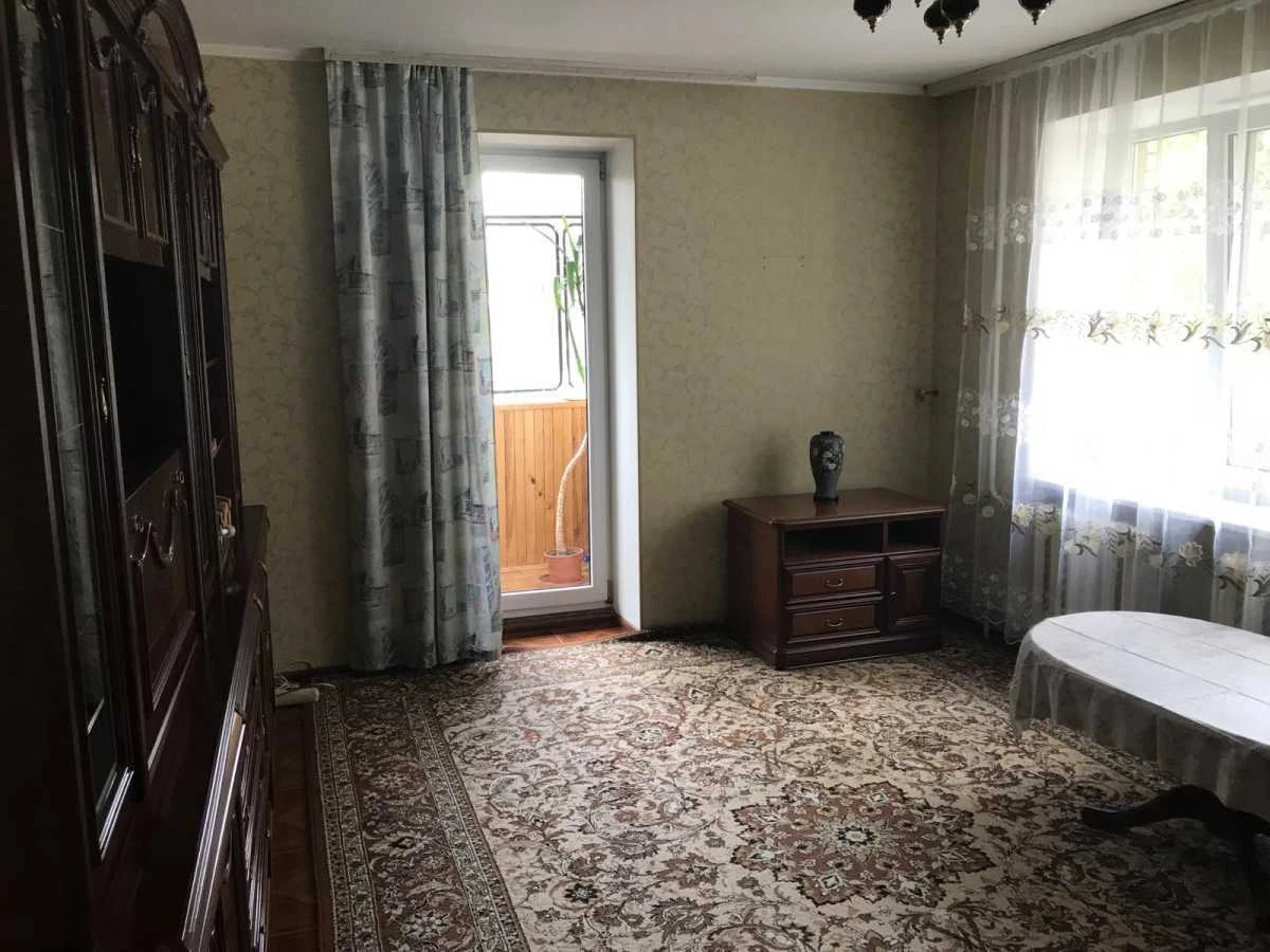 Аренда 3-комнатной квартиры 68 м², Ереванская ул., 32