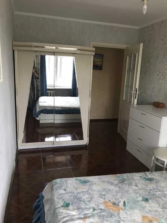 Аренда 3-комнатной квартиры 68 м², Ереванская ул., 32