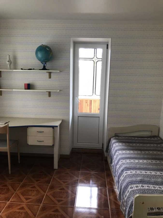Аренда 3-комнатной квартиры 68 м², Ереванская ул., 32