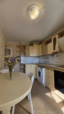 Сдается 3-комнатная квартира 75 м², улица Петра Радченко, 12