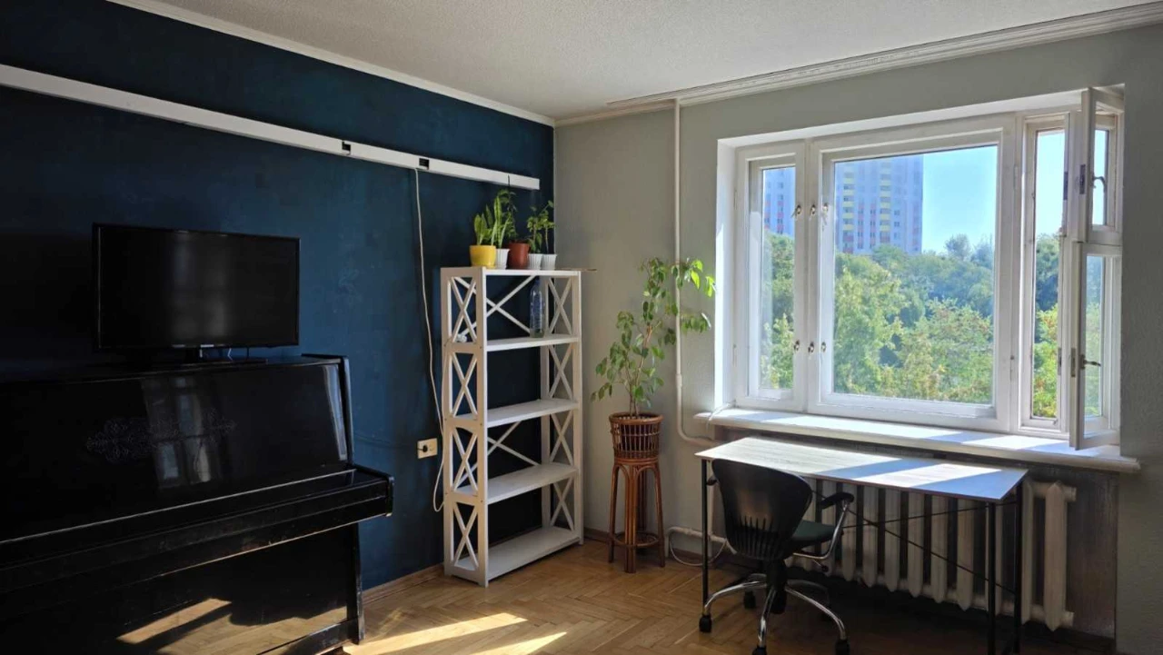 Сдается 3-комнатная квартира 75 м², улица Петра Радченко, 12