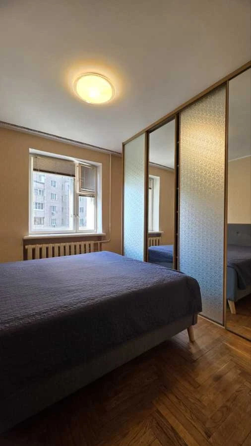 Сдается 3-комнатная квартира 75 м², улица Петра Радченко, 12