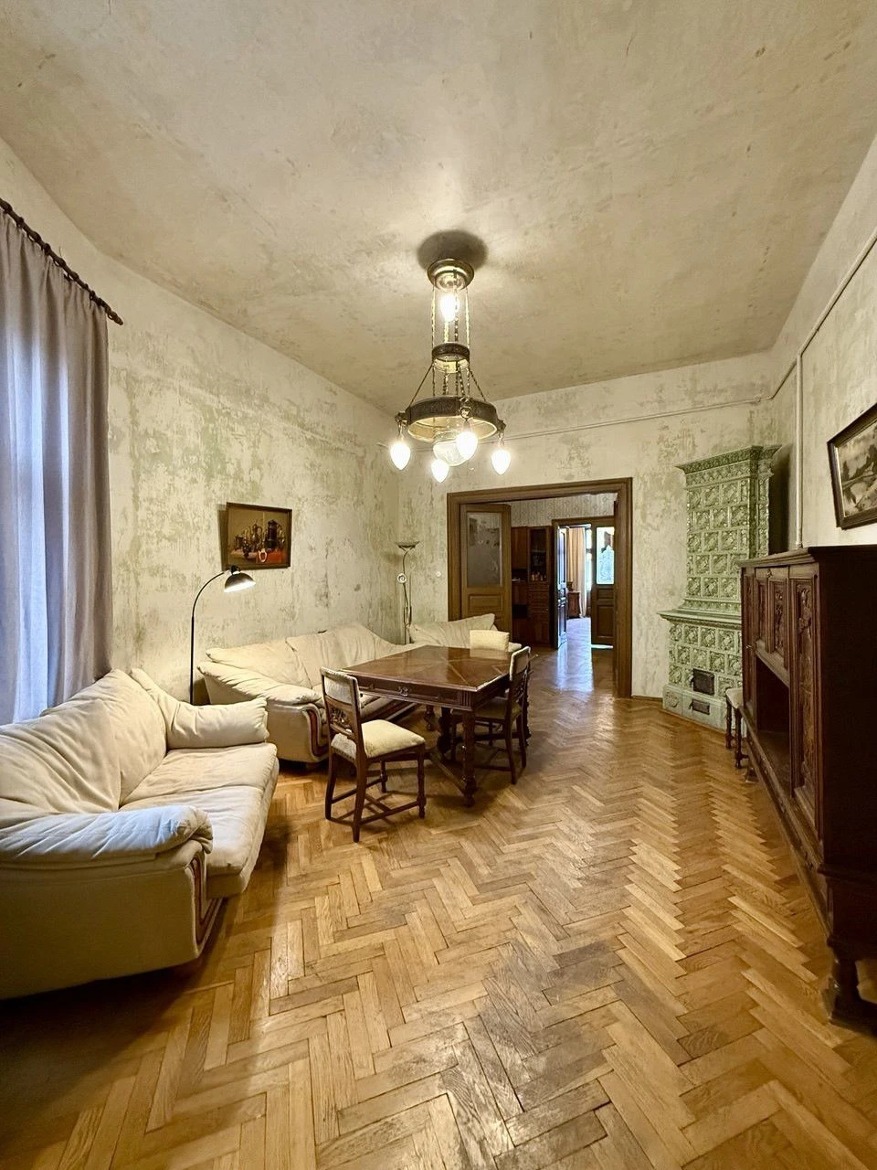 Продажа 5-комнатной квартиры, улица Рутковича