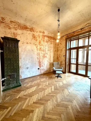 Продажа 5-комнатной квартиры, улица Рутковича