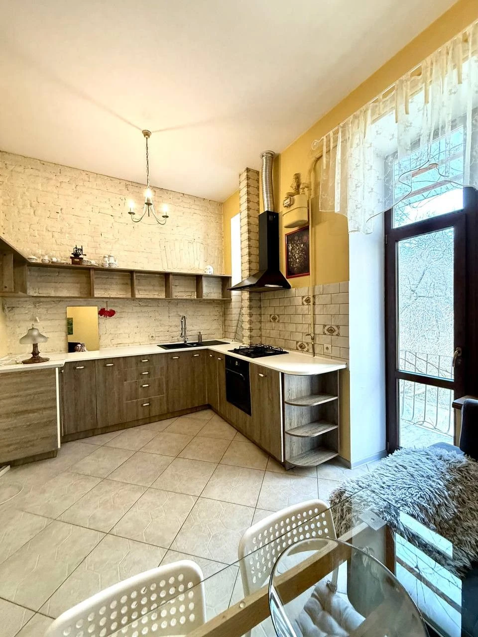 Продажа 5-комнатной квартиры, улица Рутковича
