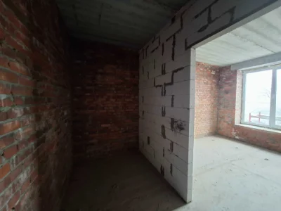 1 км новобуд, Старе місто, ЖК на Грушевій