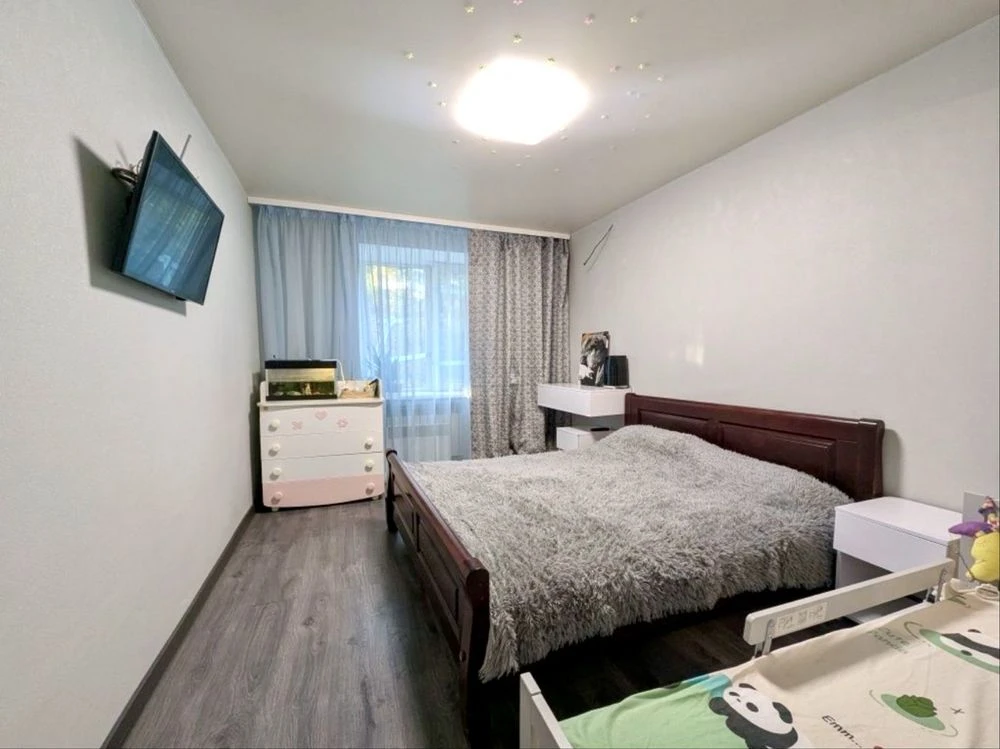 Продам 3 комнатную квартиру‼️бивш.Гагарина 56, р-н  Холидей‼