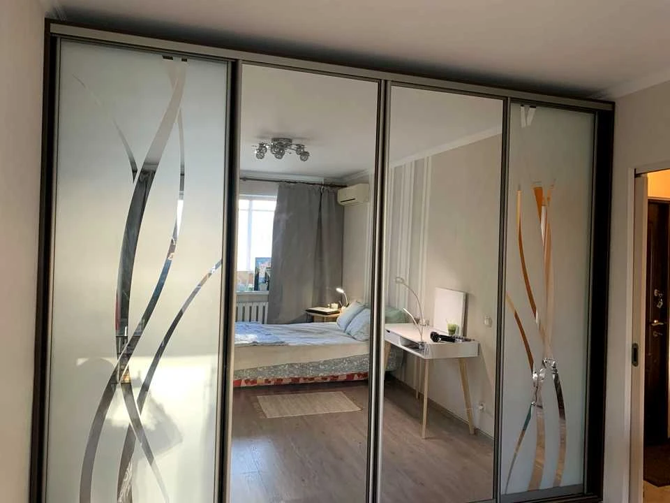 Apartment. Kyiv, Dnipro Embankment St.
