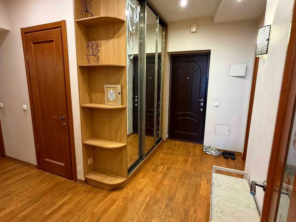 Квартира. Київ, Феодосійський пров.