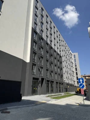 Продаж 1 кімнатної квартири вул. Лемківська