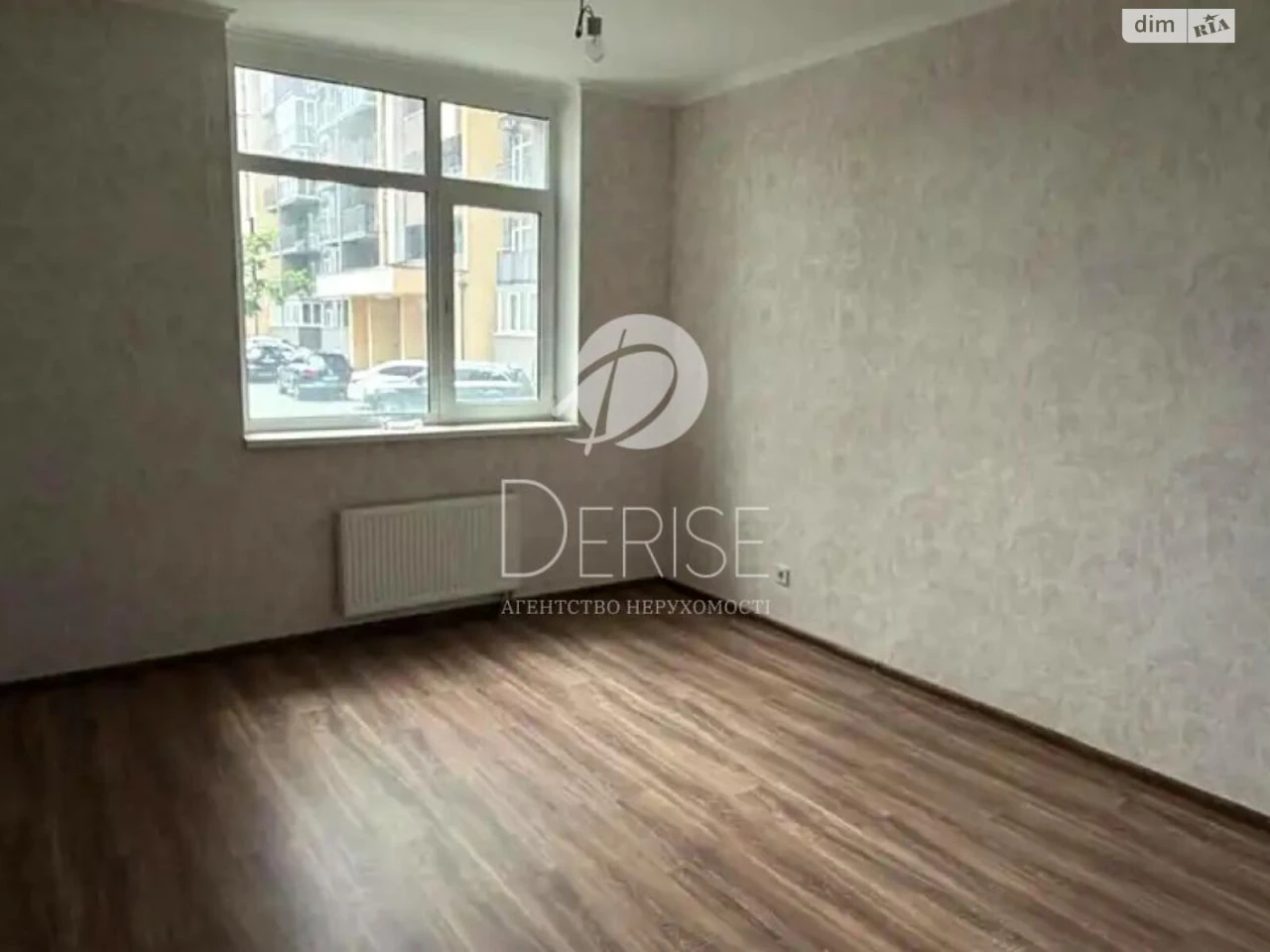 Sale of Apartment in Holosiiv