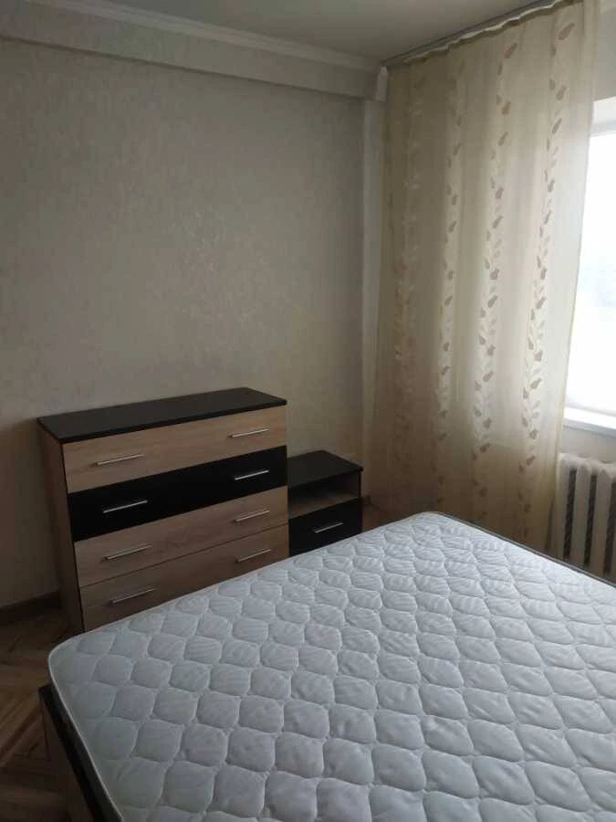Продам 2-кімнатну квартиру, Київ, Дніпровський, бульвар Праці, 8
