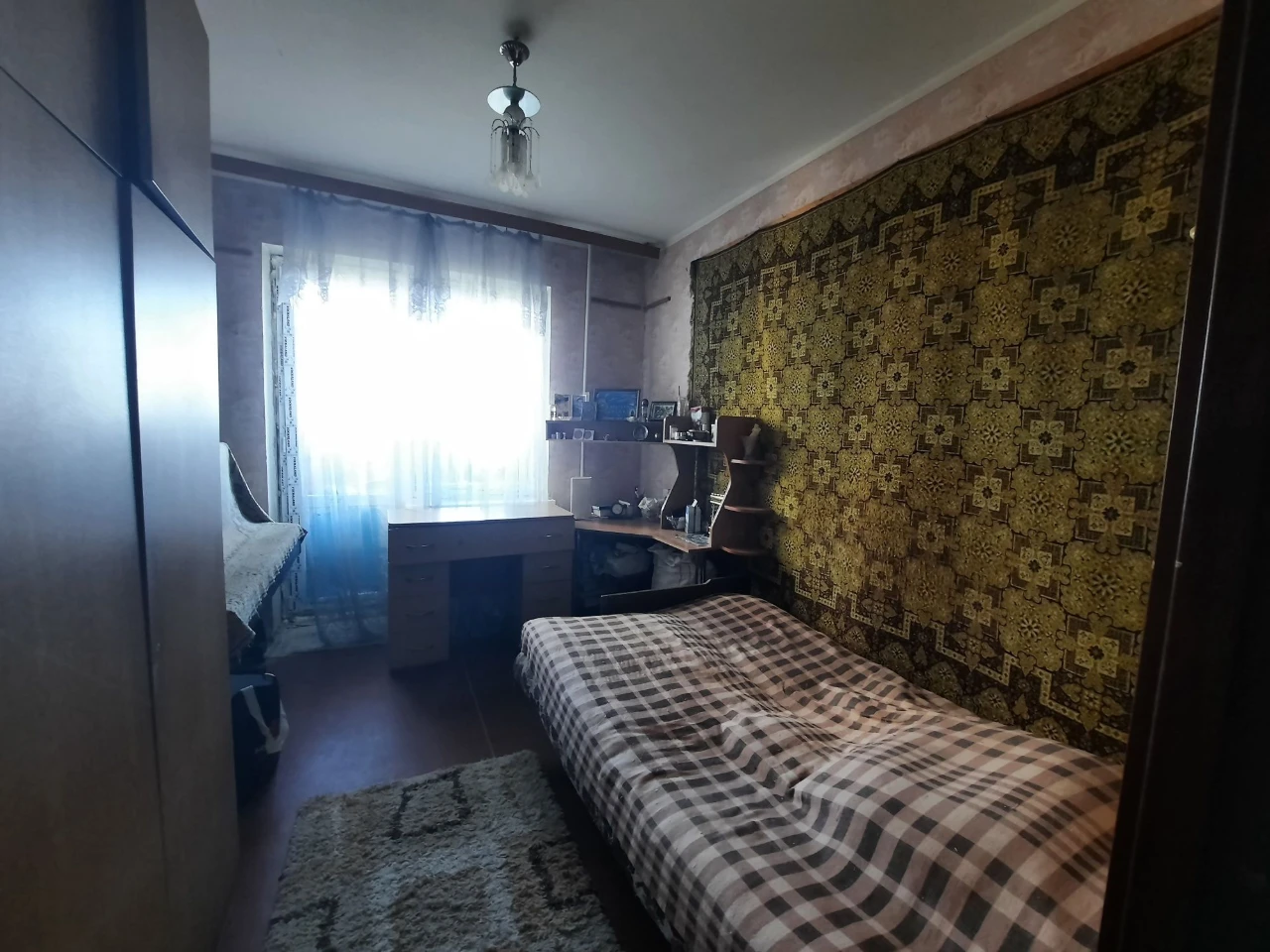 For Sale 3-room apartment Glushko/ Nebesnaya Сотни