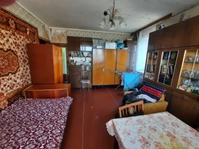 For Sale 3-room apartment Glushko/ Nebesnaya Сотни