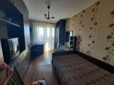 For Sale 3-room apartment Glushko/ Nebesnaya Сотни