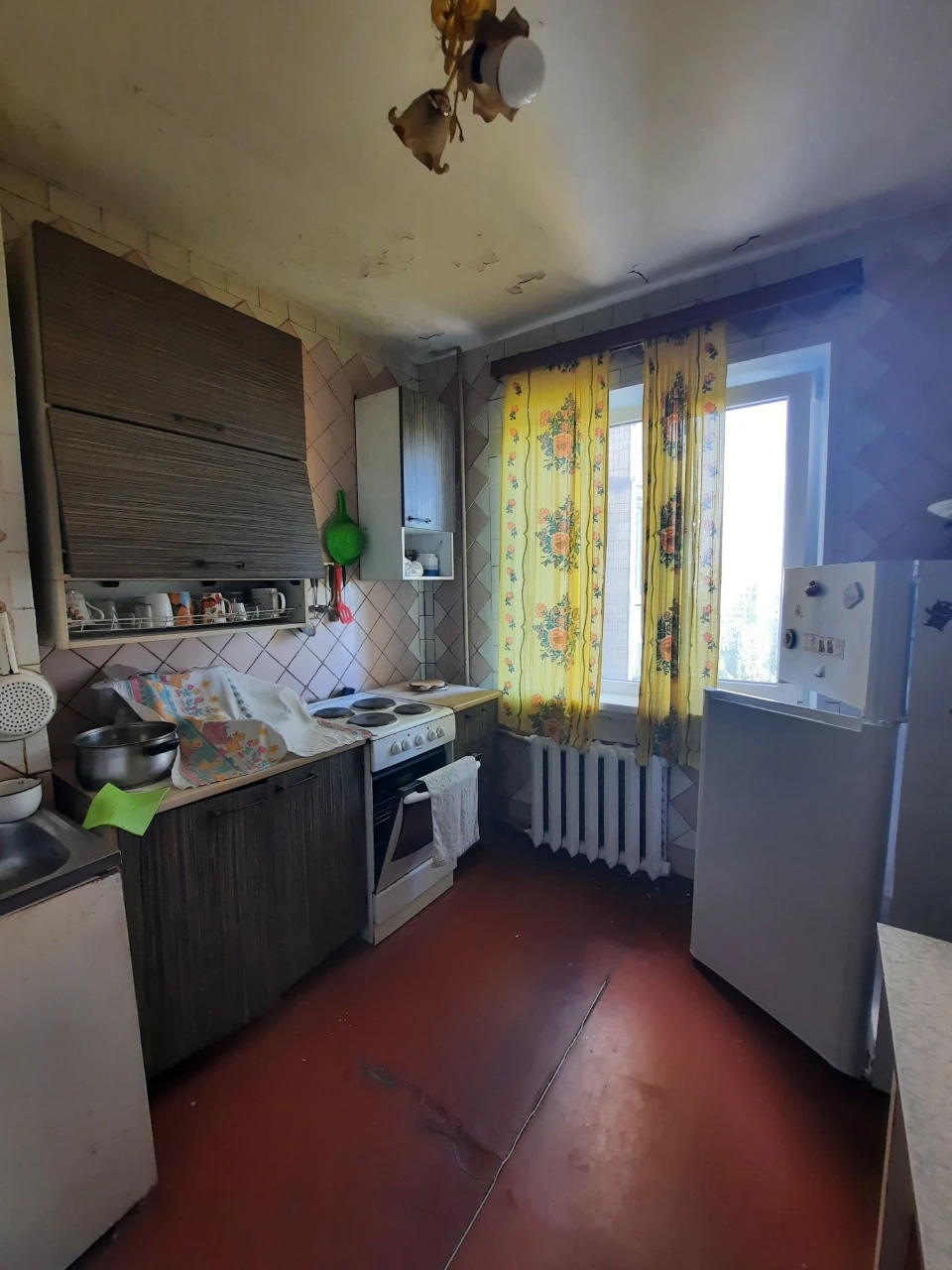 For Sale 3-room apartment Glushko/ Nebesnaya Сотни