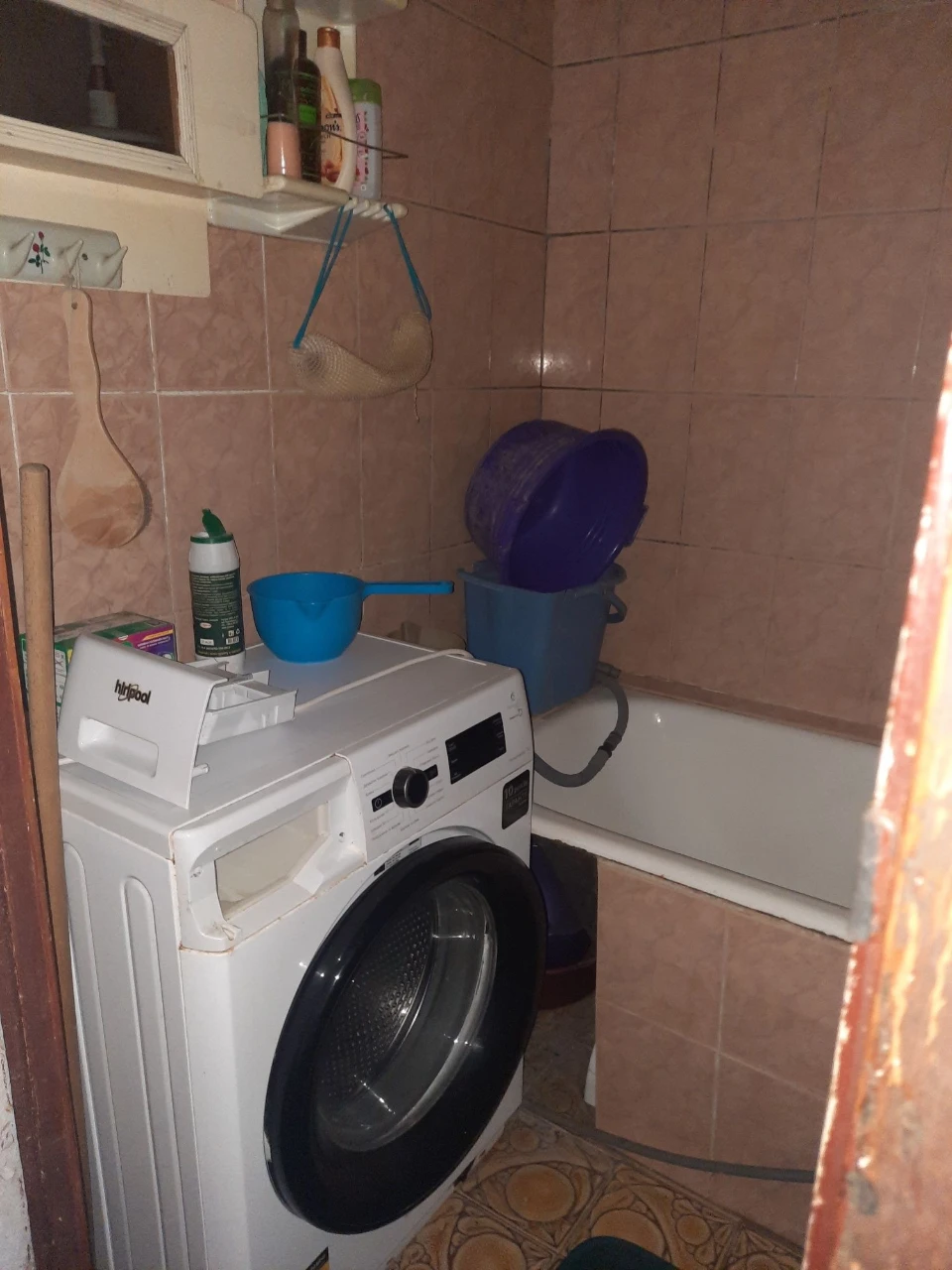 For Sale 3-room apartment Glushko/ Nebesnaya Сотни