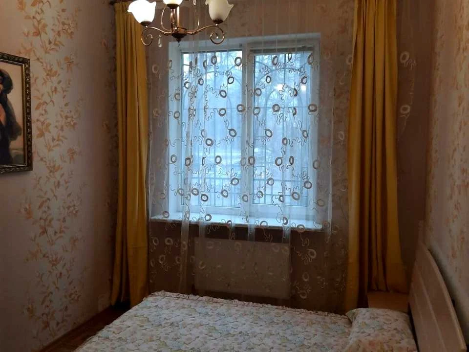 Квартира. Одеса, Старобазарний сквер вул.