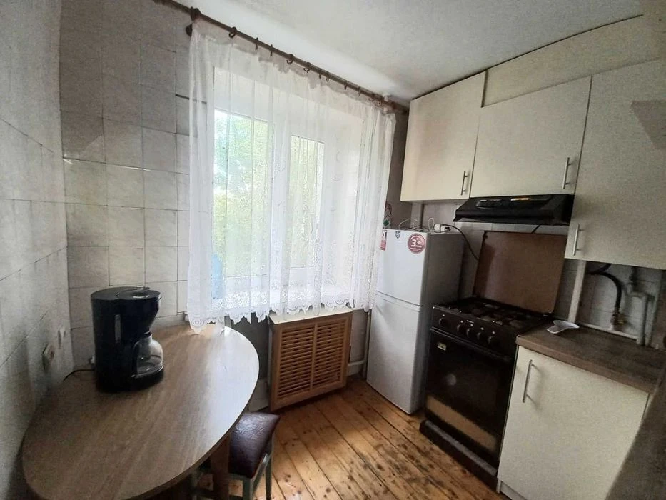 For sale 1 room apartment on Pavlovo Pole, metro station 23 Avgusta,