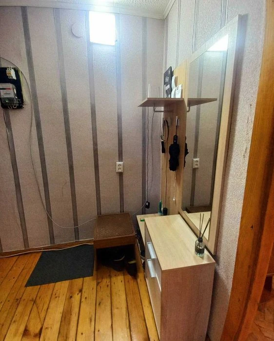 For sale 1 room apartment on Pavlovo Pole, metro station 23 Avgusta,