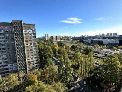 Квартира. Київ, Композитора Лятошинського вул.