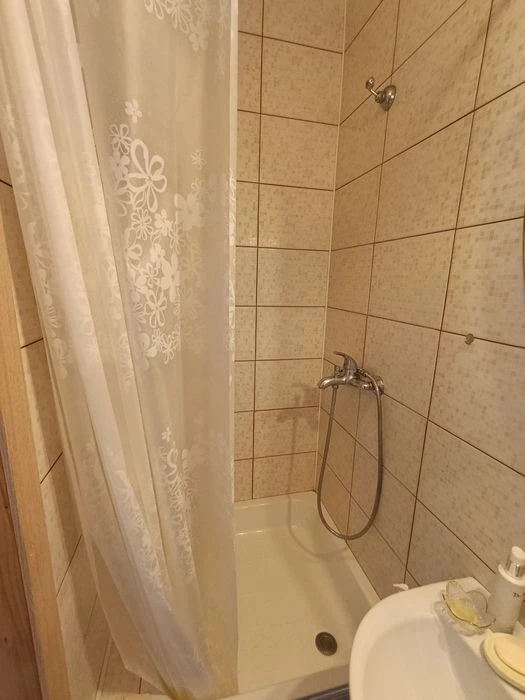 For sale 1 room apartment near Academician Pavlova street Chernovetskaya