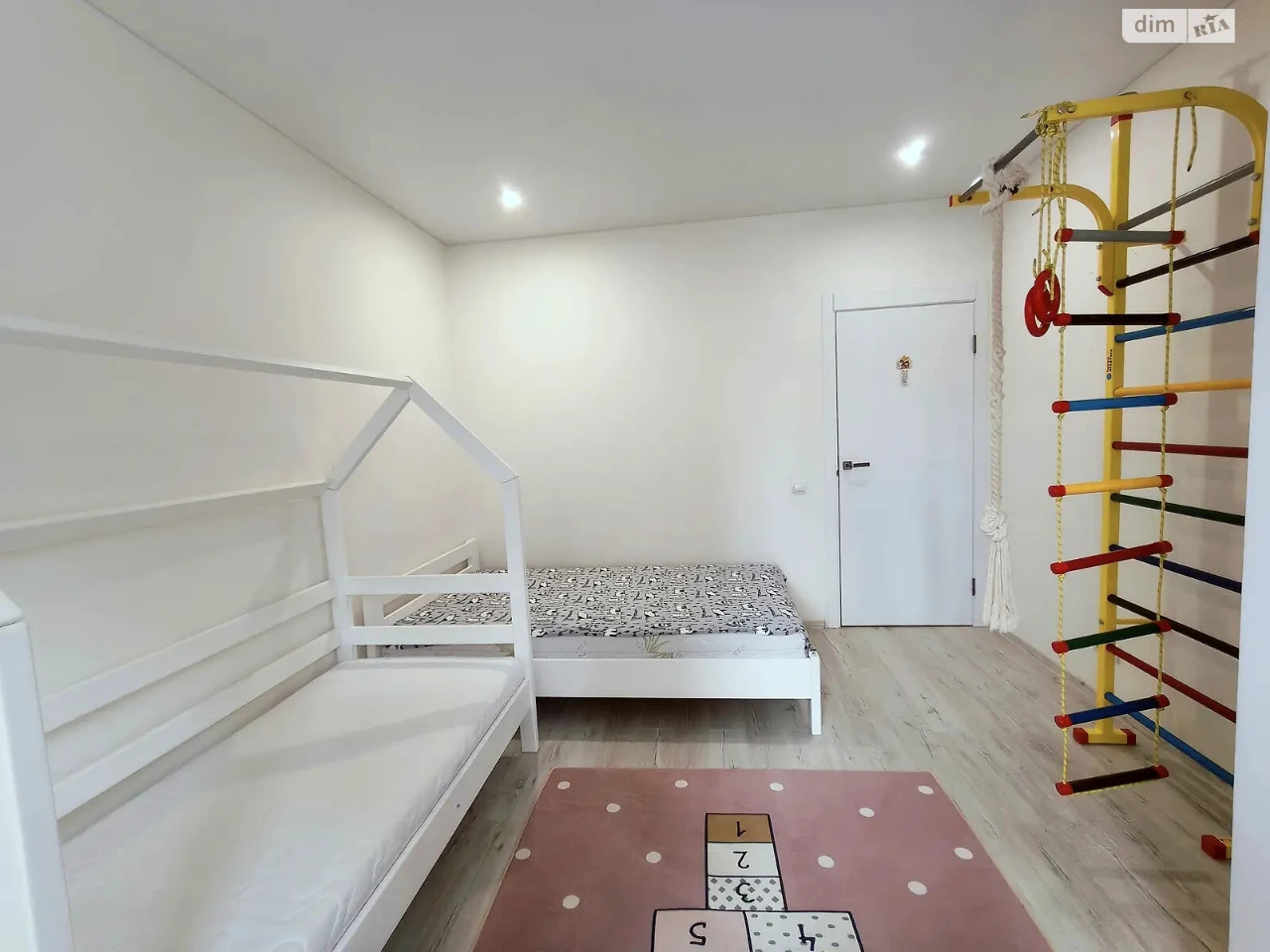 Long-Term Rental Apartment, Troeshchyna